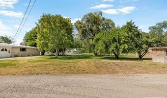 1355 S Shilling Ave, Blackfoot, ID 83221