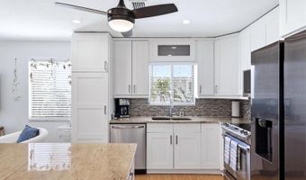 517 KUMQUAT Dr, Anna Maria, FL 34216