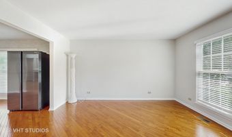 1291 White Chapel Ln, Algonquin, IL 60102