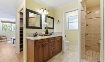 409 Wanaao Rd, Kailua, HI 96734