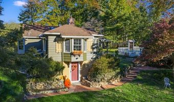 107 Overlook Rd, Andover, NJ 07860