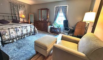 224 Garbrooke Dr, Bennington, VT 05201