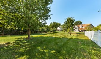 3148 Fenview Dr, Ann Arbor, MI 48108