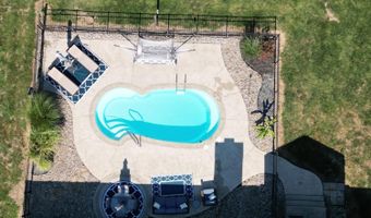 9995 Cedar View Ln, Aurora, IN 47001