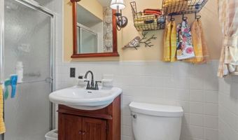 922 Warwick Tpke, Alloway, NJ 07421