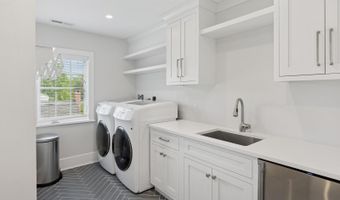 27 Waverly Rd, Darien, CT 06820