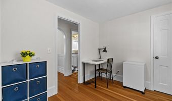 12 Terrace Dr, Bristol, RI 02809