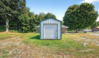 2082 W State Rd 54, Bloomfield, IN 47424