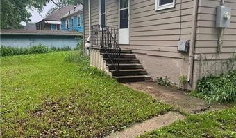 611 Ulstad Ave, Albert Lea, MN 56007