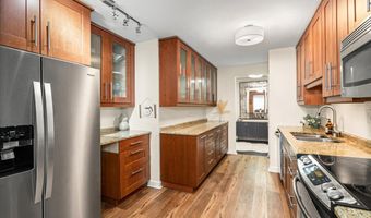 1405 E Central Rd 222C, Arlington Heights, IL 60005