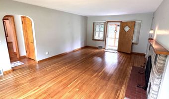 19 Pomeroy Rd, Athens, OH 45701