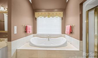 32618 Guard Rd, Albemarle, NC 28001