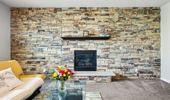 1628 Ballyganner Dr, Avon, IN 46123