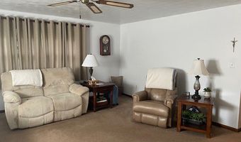 32 WALNUT St, Albion, PA 16401