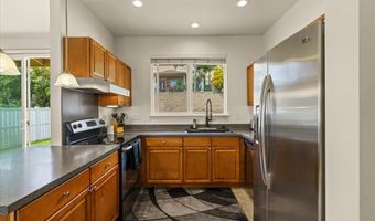 60 Anamuli St, Kahului, HI 96732