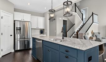 7797 Promontory Dr, Alexandria, KY 41001