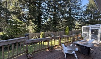 1099 PARKVIEW Dr, Brookings, OR 97415