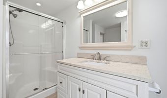 201 McComas Ave, Barboursville, WV 25504