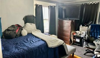 27 Highland St, Cranston, RI 02920