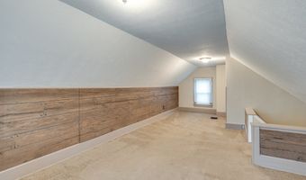 77 Devonshire Dr, Akron, OH 44312