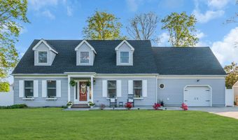 65 Serpentine Dr, Bayville, NJ 08721