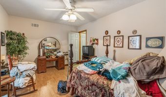 3715 Henderson Rd, Batesville, MS 38606