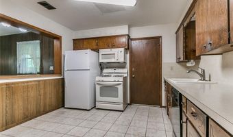2120 N Divis Ave, Bethany, OK 73008