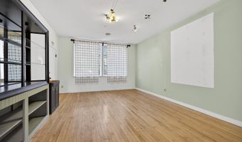 117 N Main St, Alma, WI 54610