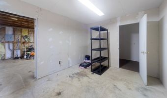 1135 1ST St NE, Bandon, OR 97411