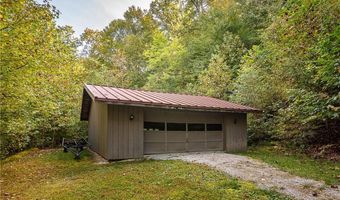 2405 Southern Hills Dr, Borden, IN 47106