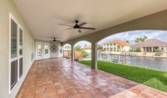 950 Bay St, Aransas Pass, TX 78336