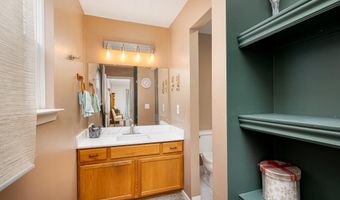 3339 Elsinore Ct, Ann Arbor, MI 48105