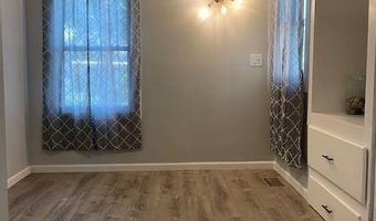 213 M St, Aurora, NE 68818