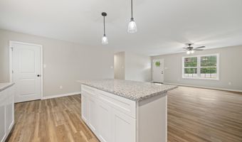 201 CREEK VALLEY Dr, Basye, VA 22810