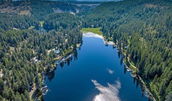 671 Kelso Woods Dr, Athol, ID 83801
