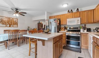 8067 HERITAGE Dr, Alburtis, PA 18011