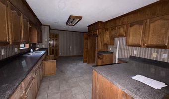 2925 Bakers Chapel Church Rd, Big Sandy, TN 38221