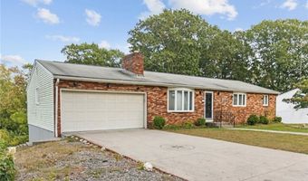 73 Grandview Dr, Cumberland, RI 02864