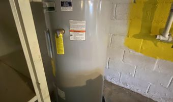 262 Clay St, Alderson, WV 24910