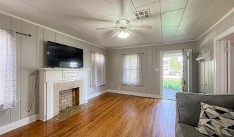 319 E 13th St, Ada, OK 74820