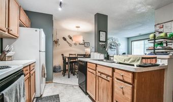 15778 Flackwood Ave 102, Apple Valley, MN 55124