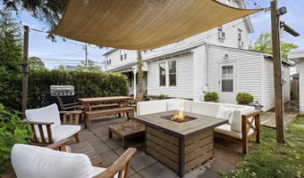 210 N BEACH Ave, Beach Haven, NJ 08008