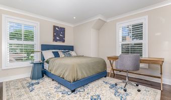 26 S Chestnut Ave, Arlington Heights, IL 60005
