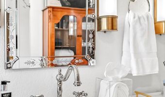 775 E 505th Rd, Aldrich, MO 65601