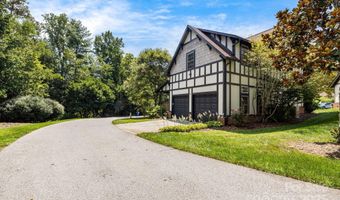 28 Trafalgar Cir, Asheville, NC 28805