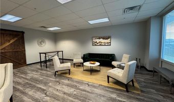 206 SW 8th St 112, Bentonville, AR 72712