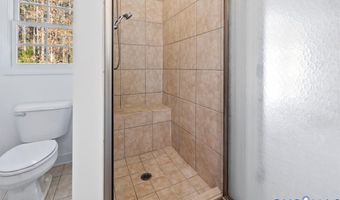 12220 Genito Rd, Amelia, VA 23002