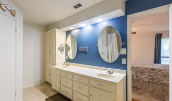 5217 Meadowick Ln, Abilene, TX 79606