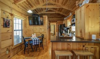 29 Breedlove Dr, Andrews, NC 28901