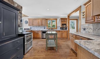 4042 5 Mile Point Rd, Allouez, MI 49805